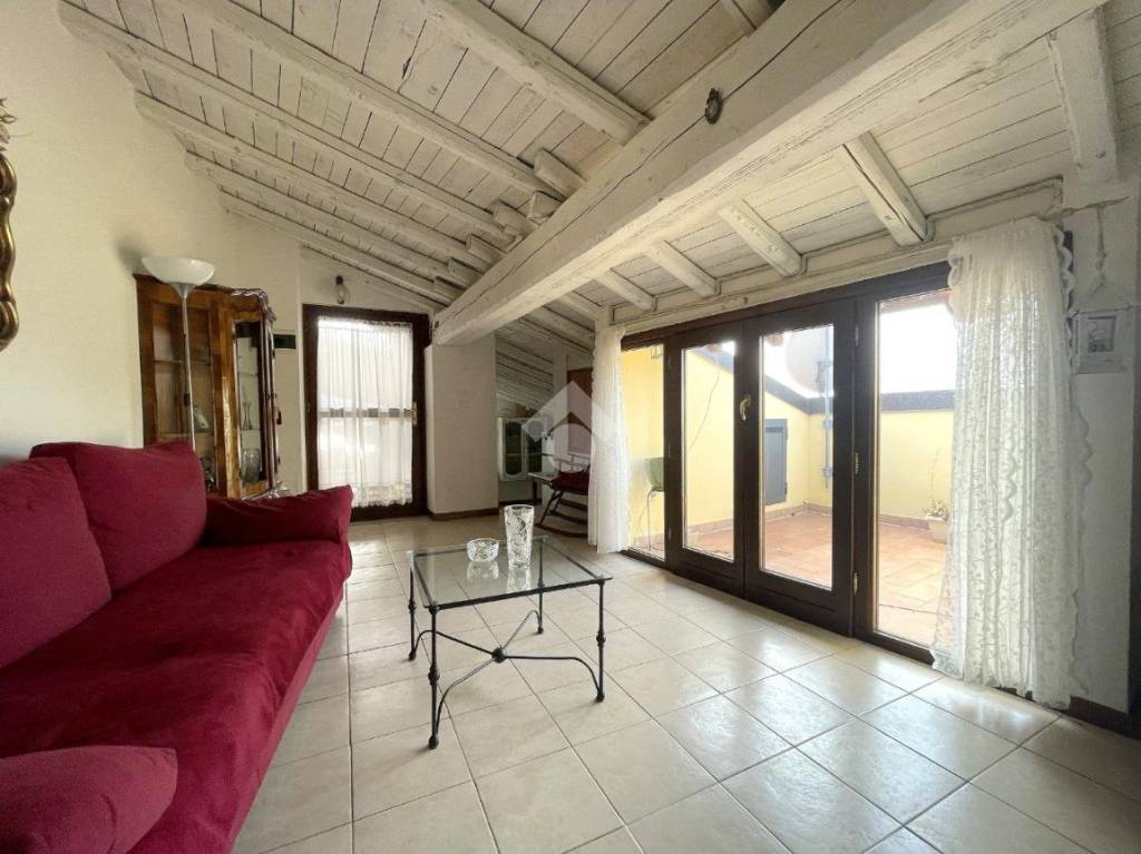Appartamento in vendita a Monticelli Brusati via Gaina, 25