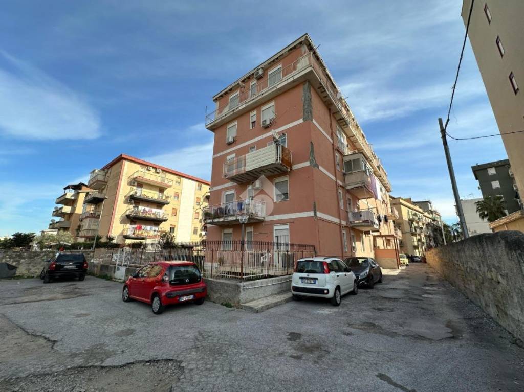 Appartamento in vendita a Palermo via Anapo, 41