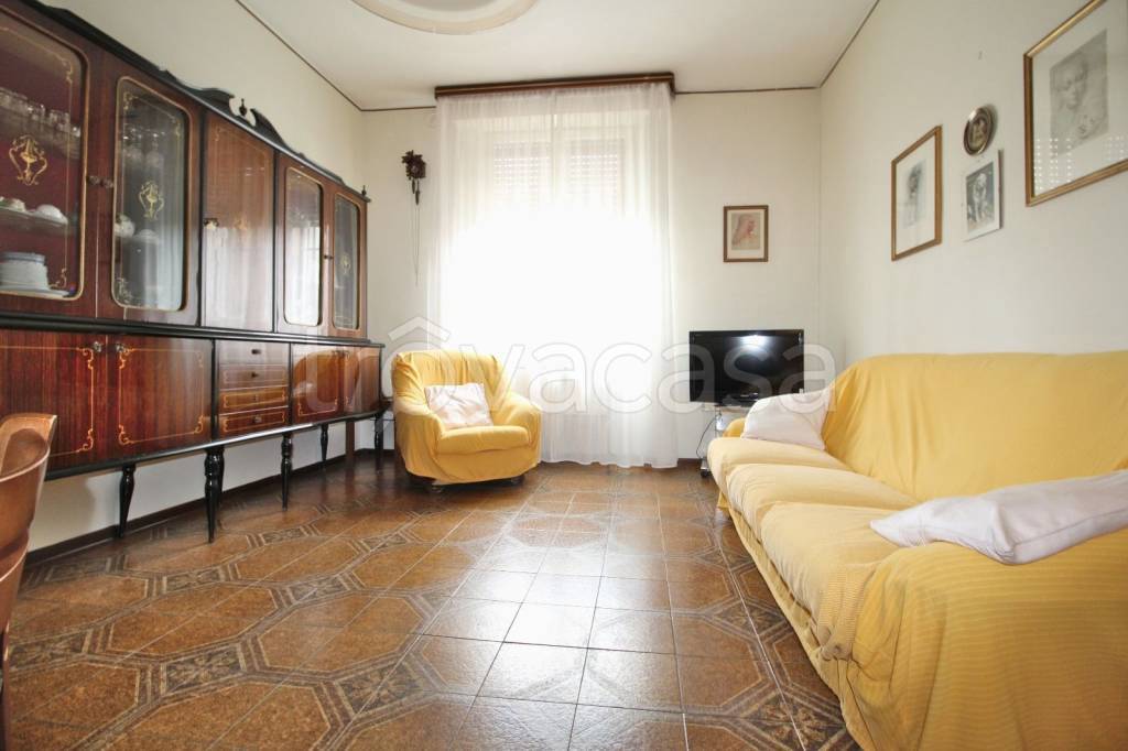 Appartamento in vendita a Bussero via Giuseppe Verdi, 49