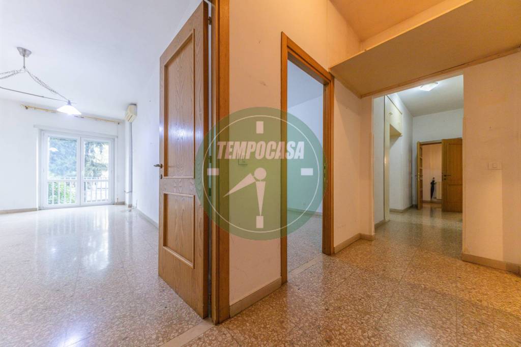 Appartamento in vendita a Roma via Greve, 30