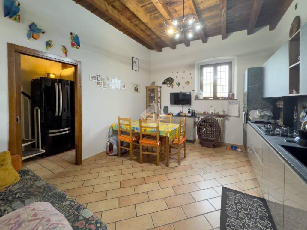 Appartamento in vendita a Treviglio via Canonica, 26