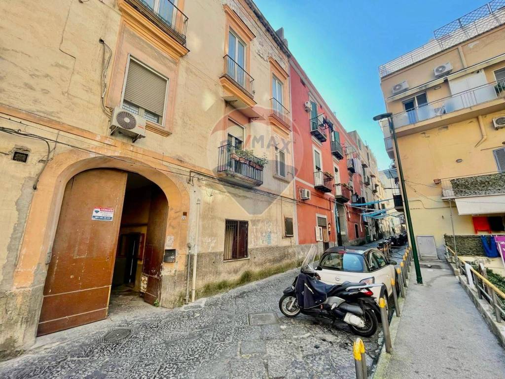 Appartamento in vendita a Napoli via Alfredo Rocco