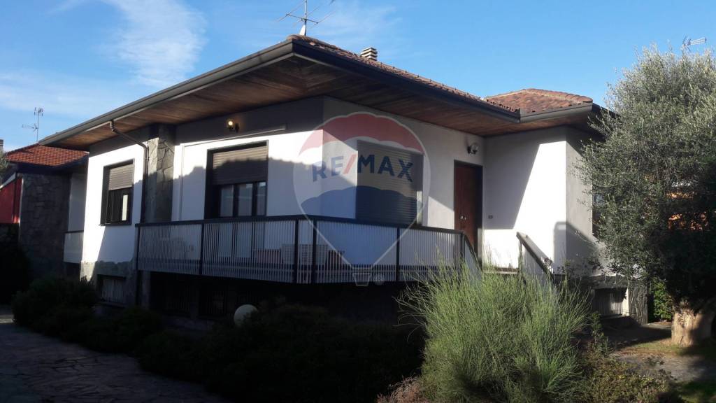 Villa in vendita a Legnano via pitagora, 3