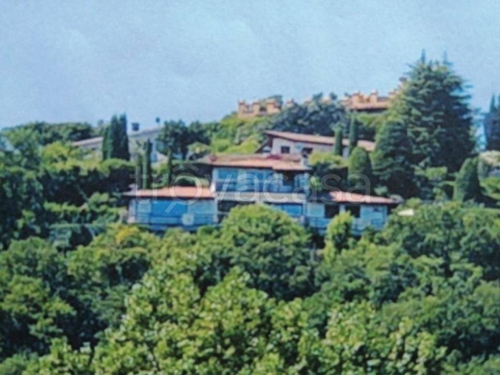 Villa in in vendita da privato a Padenghe sul Garda via Dante Alighieri, 15