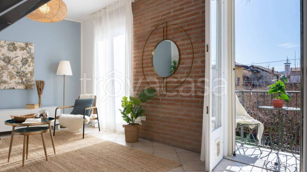 Appartamento in in vendita da privato a Verbania via Montebello, 35