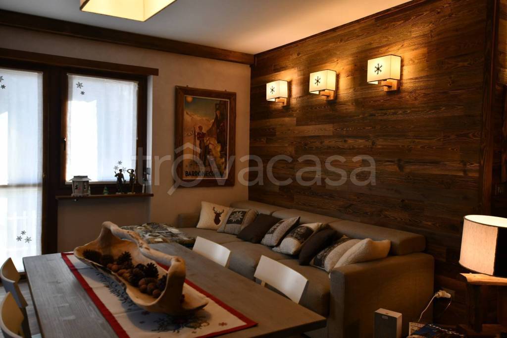 Appartamento in vendita a Bardonecchia via Melezet, 123