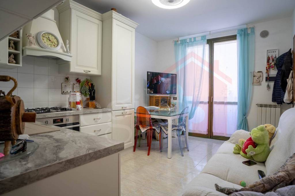 Appartamento in vendita a Vidigulfo via Pontelungo, 25
