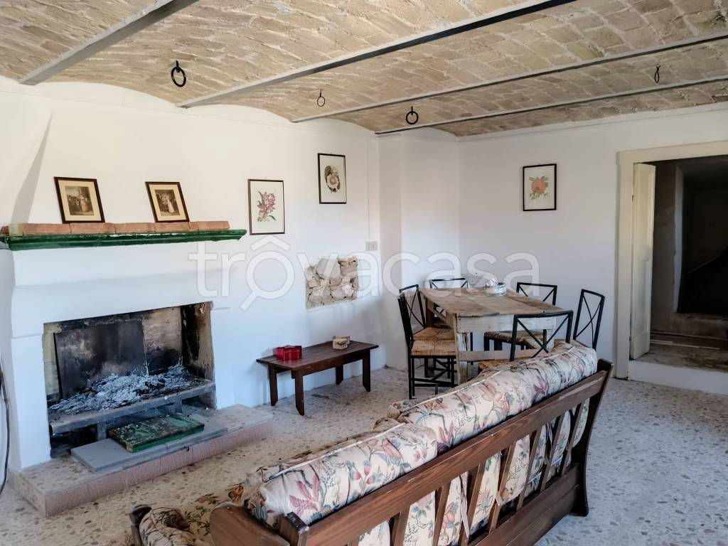 Casa Indipendente in vendita a Catignano c.Da Grotte, 56