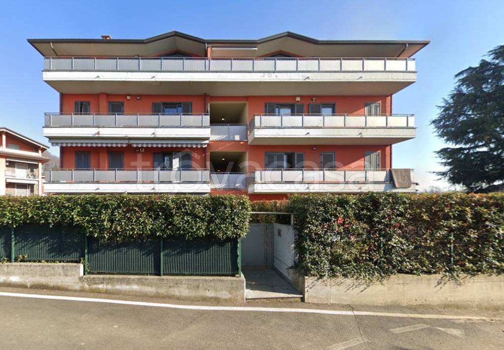 Appartamento all'asta a Cantù via Giosuè Carducci, 15
