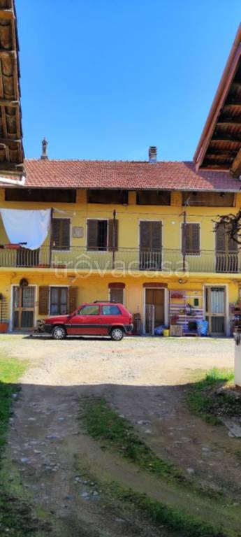Casa Indipendente in in vendita da privato a Ciriè località Sant'Anna, 18