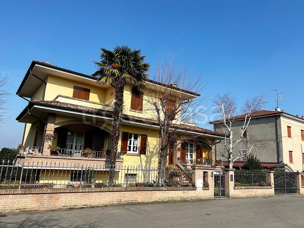 Villa in vendita a Scandiano