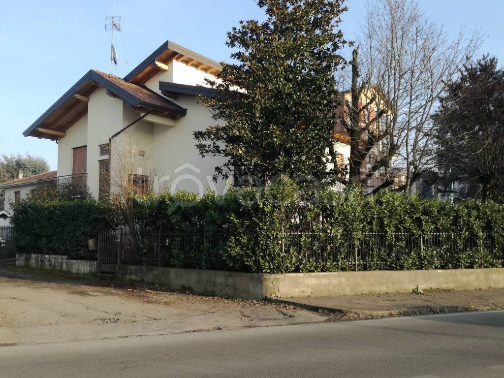 Villa Bifamiliare in vendita a Novi Ligure via Alessandro Manzoni