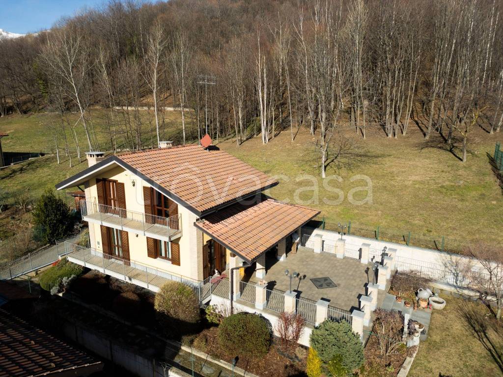 Villa in vendita a Coazze via Freinetto, 12