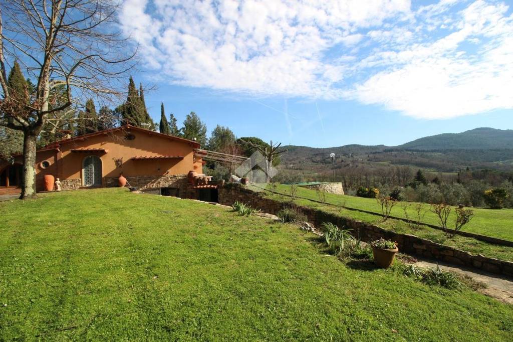 Villa in vendita a Fiesole via di Campolungo