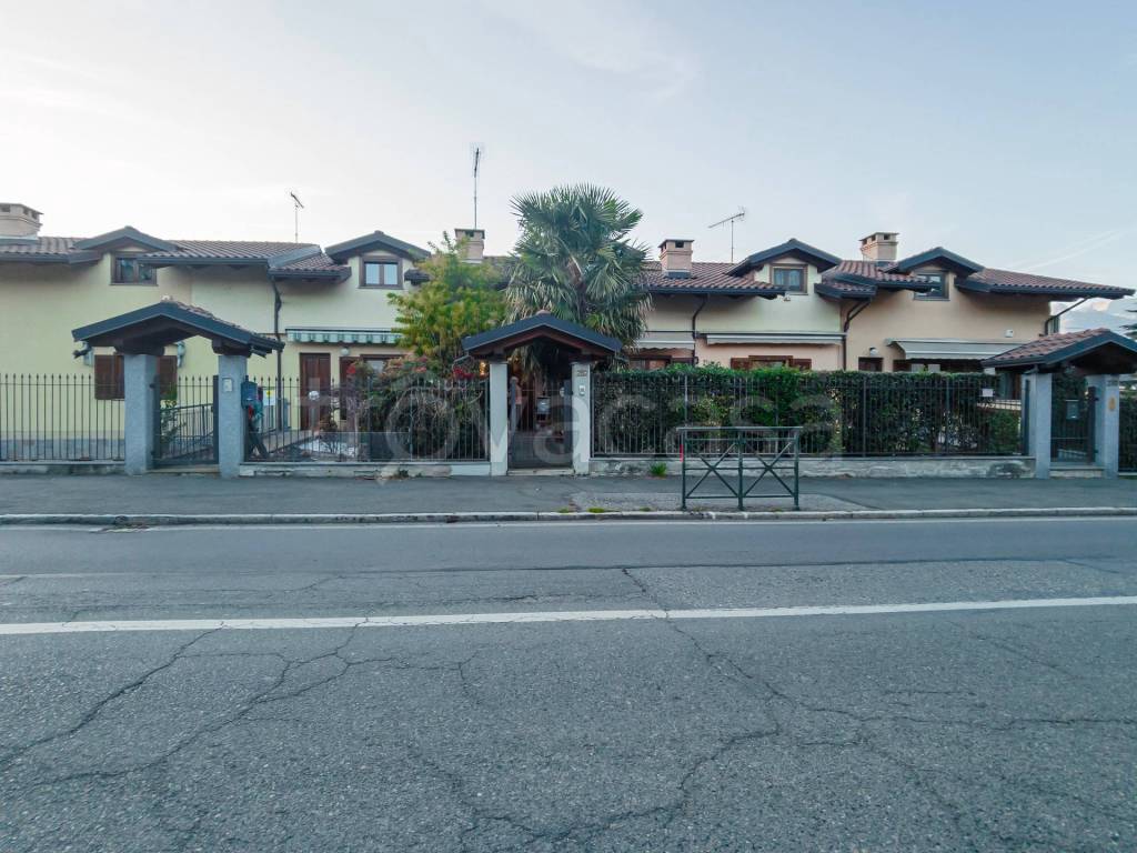 Villa a Schiera in vendita ad Avigliana corso Laghi, 232