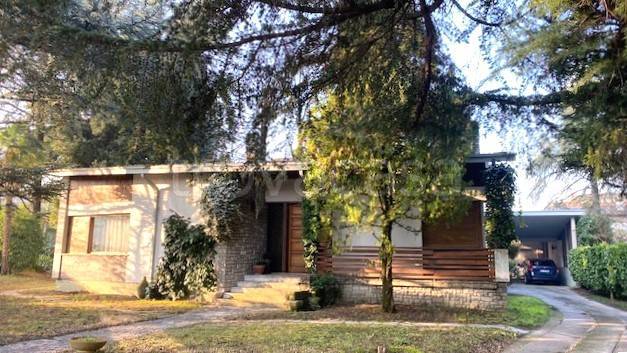 Villa in vendita a Pordenone pordenone