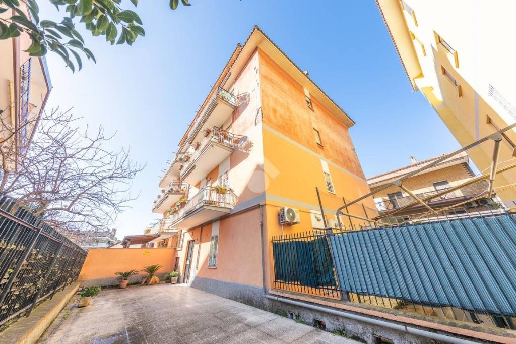 Appartamento in vendita a Marino via Martiri di Belfiore, 104