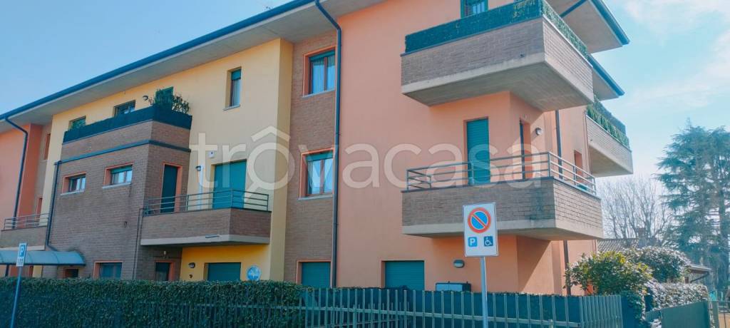 Appartamento in vendita a Capriate San Gervasio via Grignano
