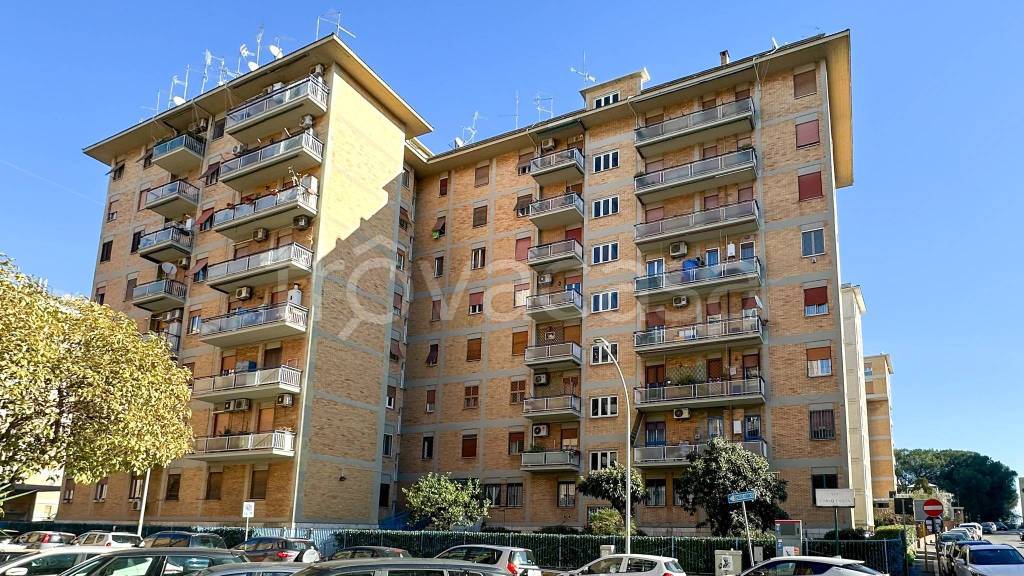 Appartamento in vendita a Roma via Carlo Fadda, 50
