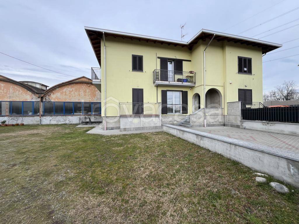 Appartamento in vendita a Castelletto sopra Ticino via Sivo
