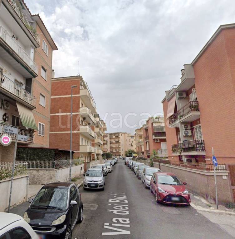 Appartamento in vendita a Roma via dei Bichi