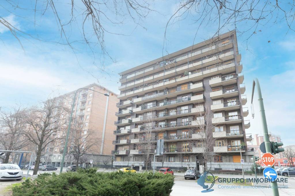 Appartamento in vendita a Torino corso Cosenza, 85