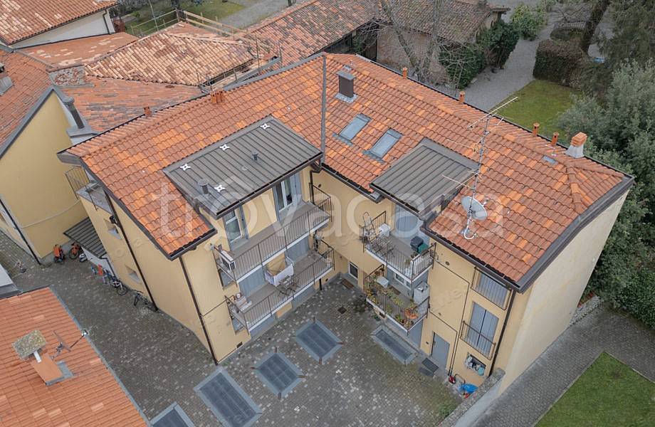 Appartamento in vendita a Rovellasca via Giuseppe Verdi