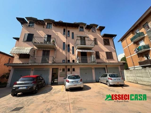 Appartamento in vendita ad Arzago d'Adda via Ariberto