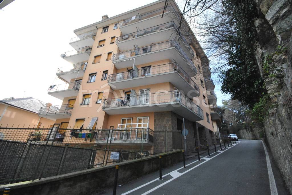 Appartamento in vendita a Genova mura di San Bernardino, 1