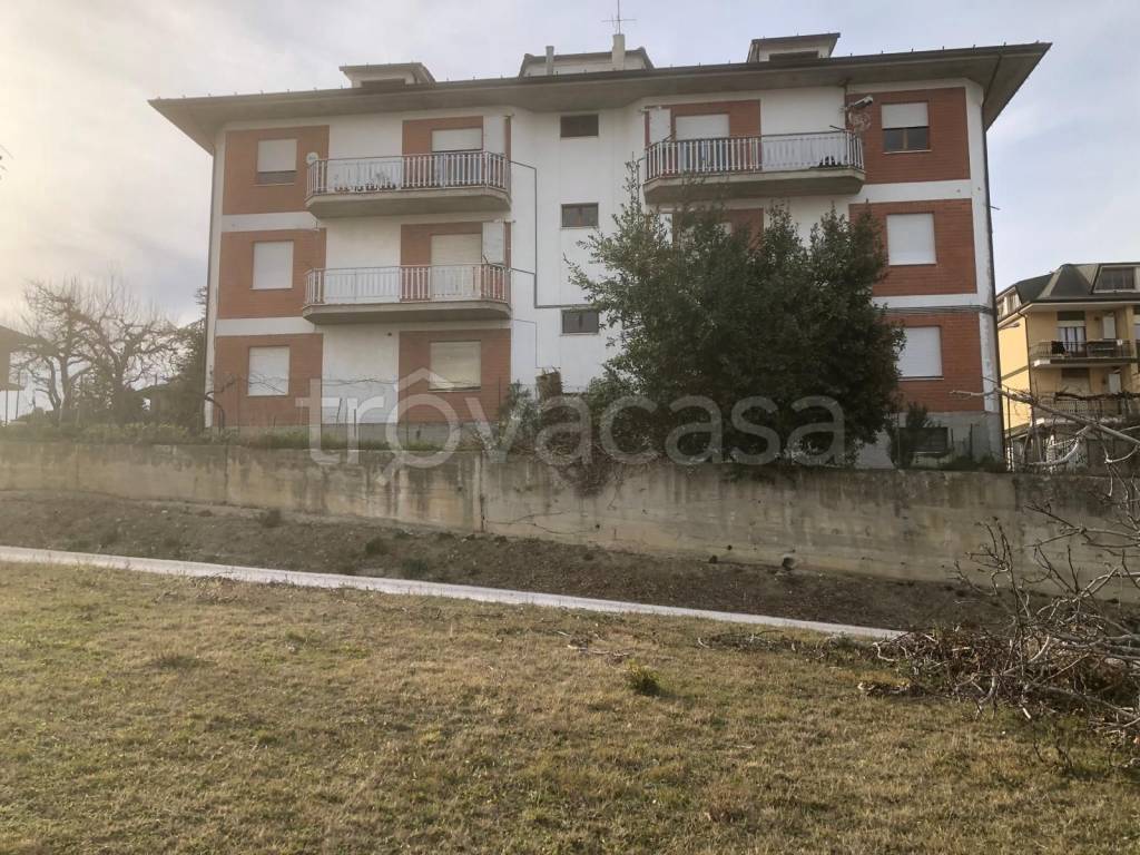 Appartamento in vendita a Santa Vittoria in Matenano viale della Vittoria, 25