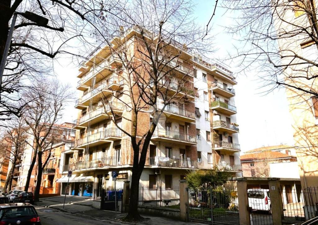 Appartamento in vendita a Parma via Ruggero da Parma, 3