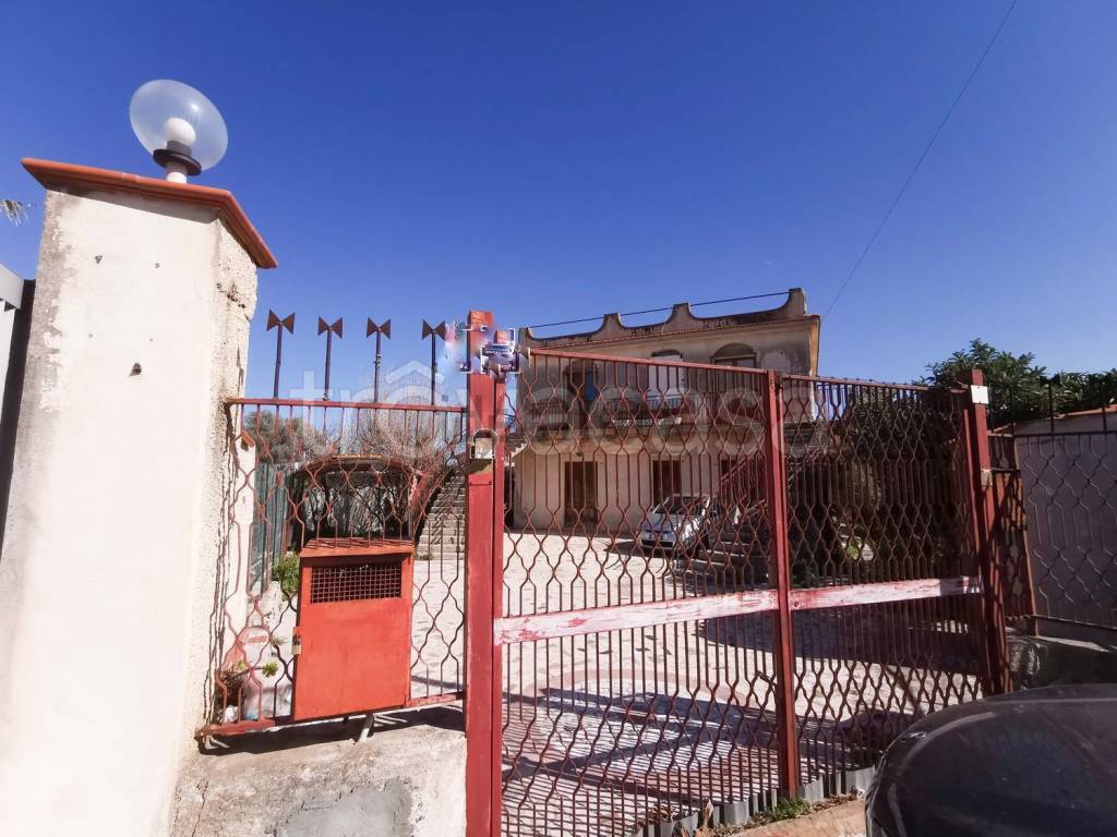 Villa Bifamiliare in vendita a Carini via Ustica