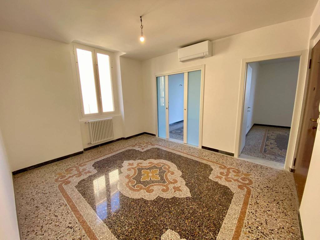 Appartamento in vendita a Savona via Salvatore Scatti