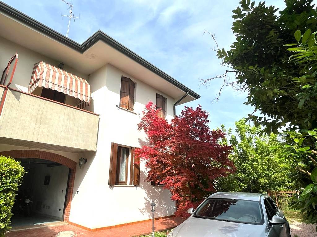 Villa a Schiera in vendita a Rovigo