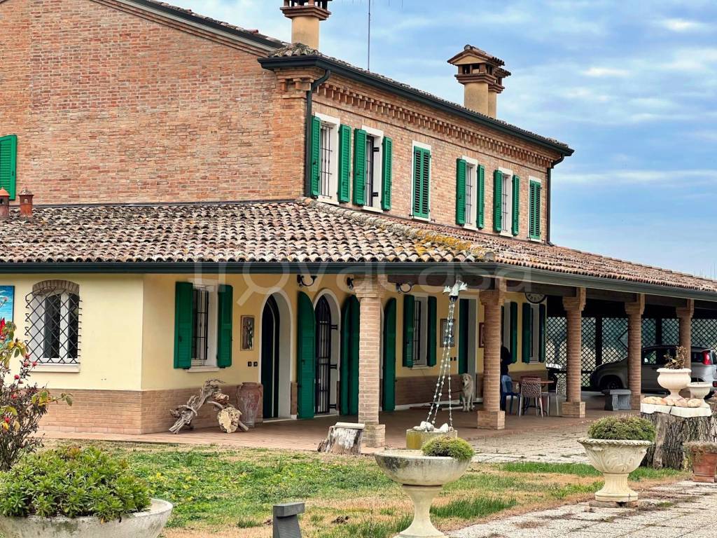 Villa Bifamiliare in vendita a Ravenna via Antica Milizia, 43