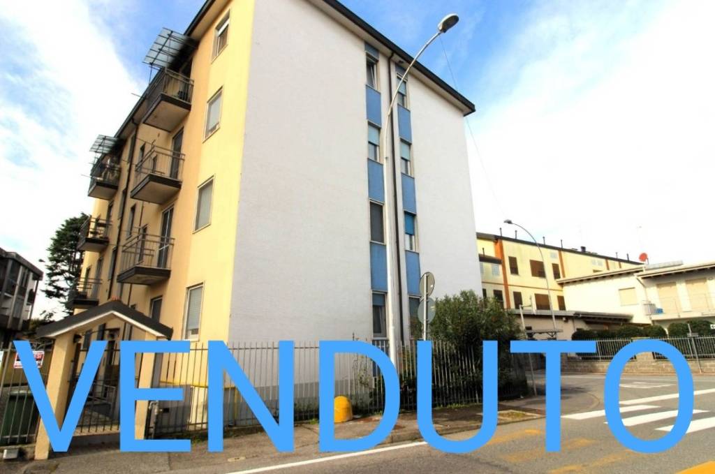 Appartamento in vendita a Bareggio via Madonna Pellegrina, 60