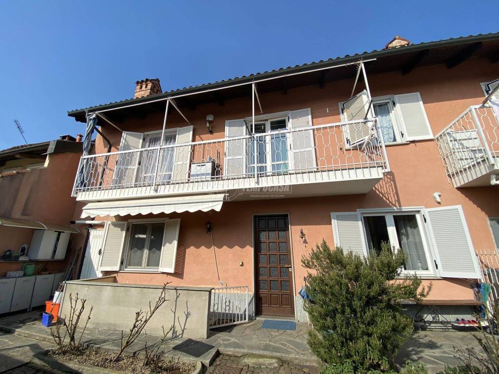 Casa Indipendente in vendita a Carmagnola vicolo Professore Mantellino, 2