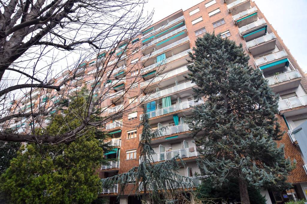 Appartamento in vendita a Torino corso Sebastopoli, 306/4