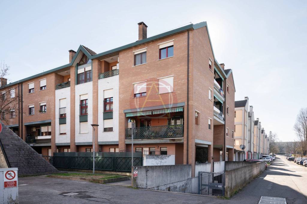 Appartamento in vendita a Bologna via agucchi, 212