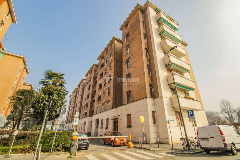 Appartamento in vendita a Milano via Fratelli Rosselli 25//2