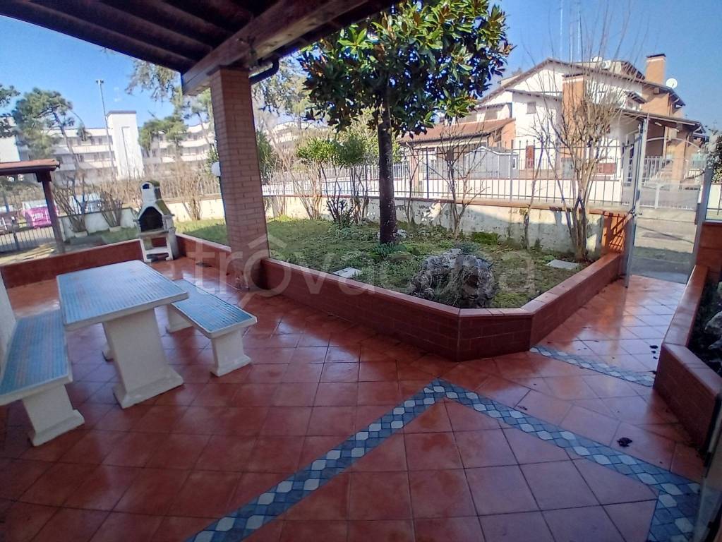 Villa Bifamiliare in vendita a Comacchio viale Costa Rica, 19