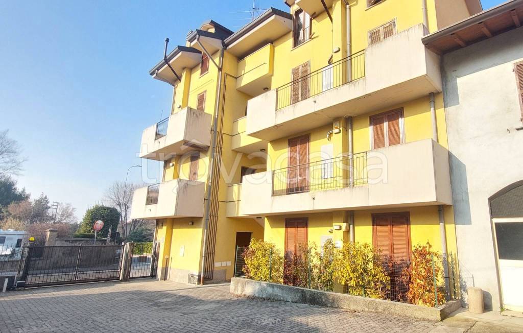 Appartamento in vendita a Briosco via Giuseppe Garibaldi, 28