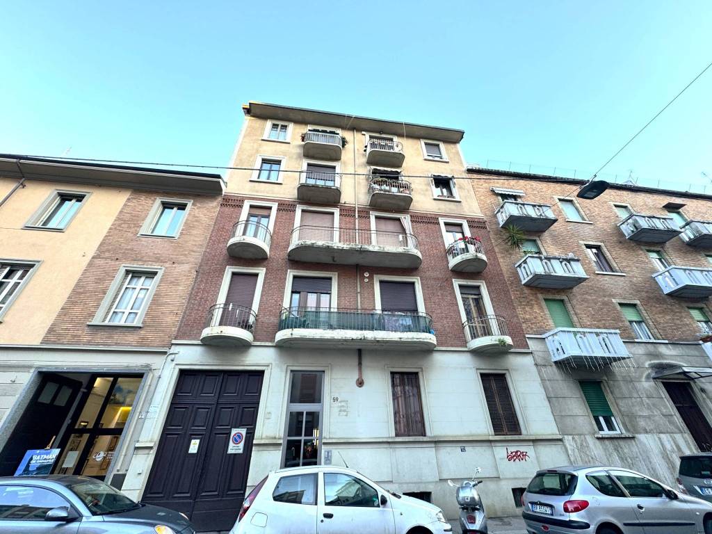 Appartamento in vendita a Torino via Borgone, 59