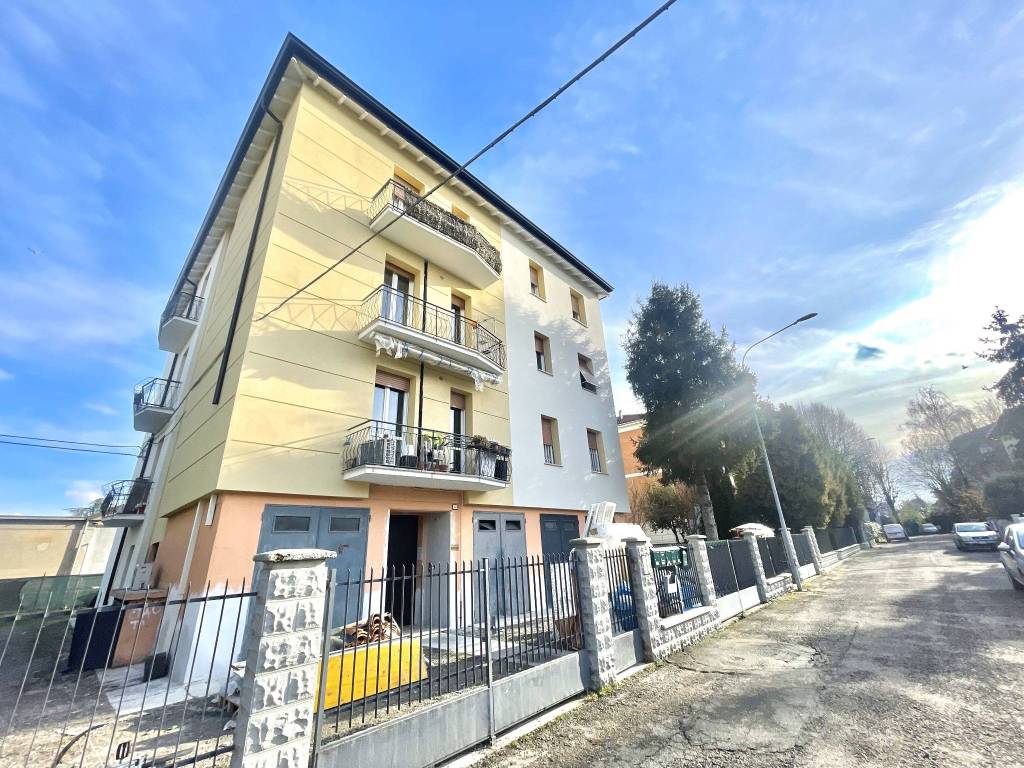 Appartamento in vendita a Reggio nell'Emilia via Don Annibale Franzoni, 6