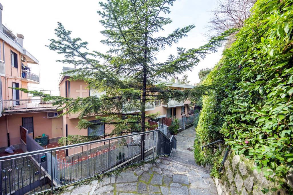 Appartamento in vendita a Genova via Domenico Chiodo, 20