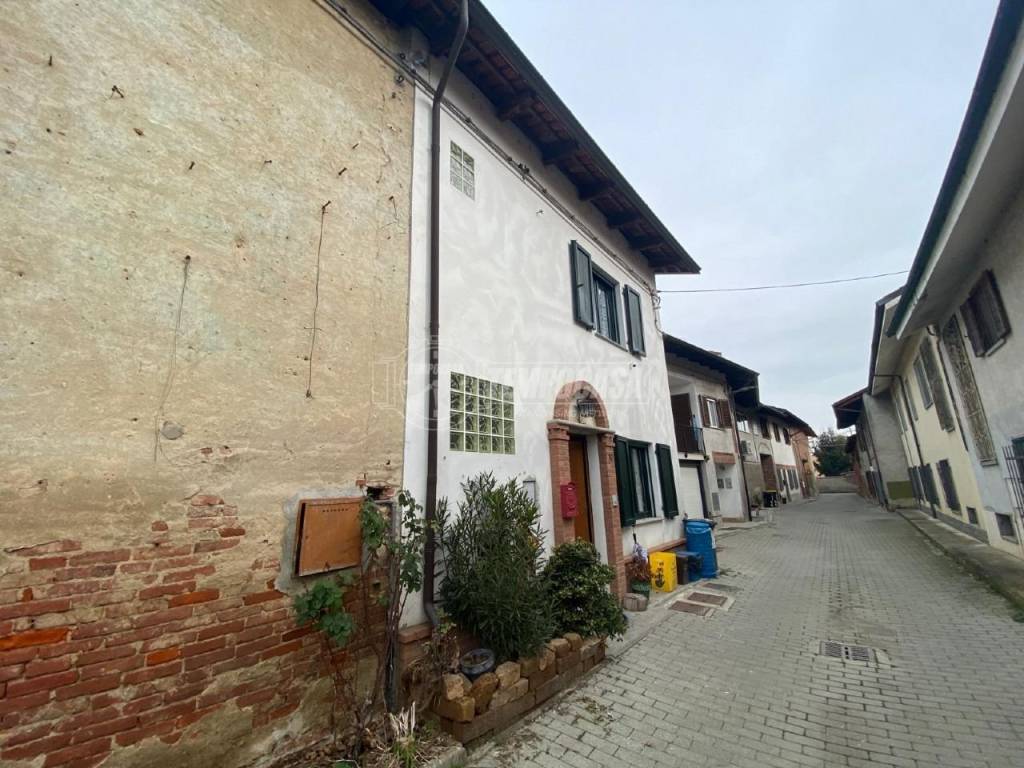 Villa in vendita a Chivasso via santa margherita fraz. Castelrosso