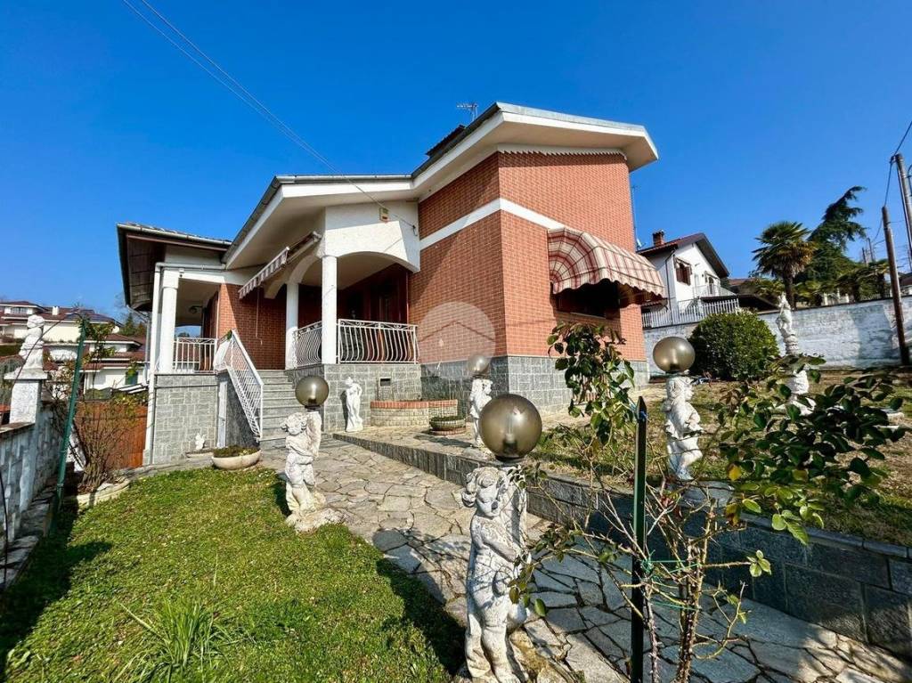 Villa Bifamiliare in vendita a Castell'Alfero via Canton Maccario, 37