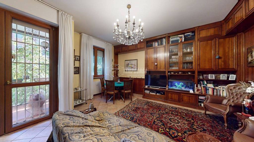 Appartamento in vendita a Segrate via Cassanese 194