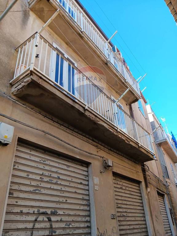 Casa Indipendente in vendita a Enna via Mercato, 442