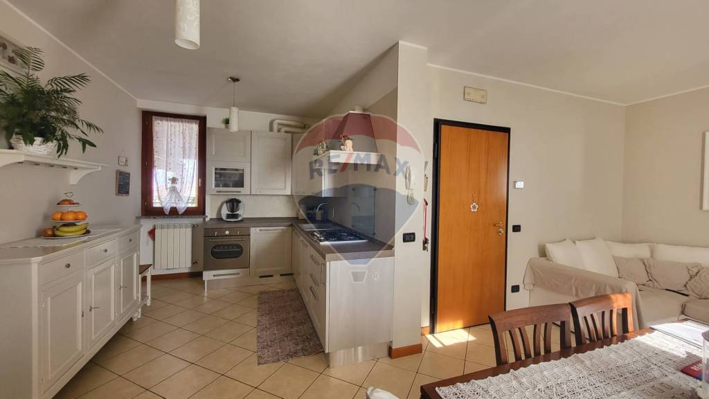 Appartamento in vendita a Castel Goffredo via lisbona, 216